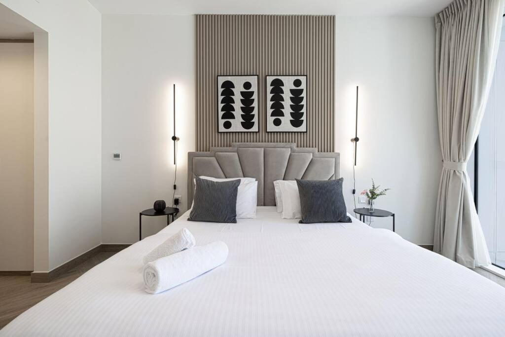 Апартаменти Chic 2 Bed Near Trade Centre With 5 Star Amenities Дубай Екстер'єр фото