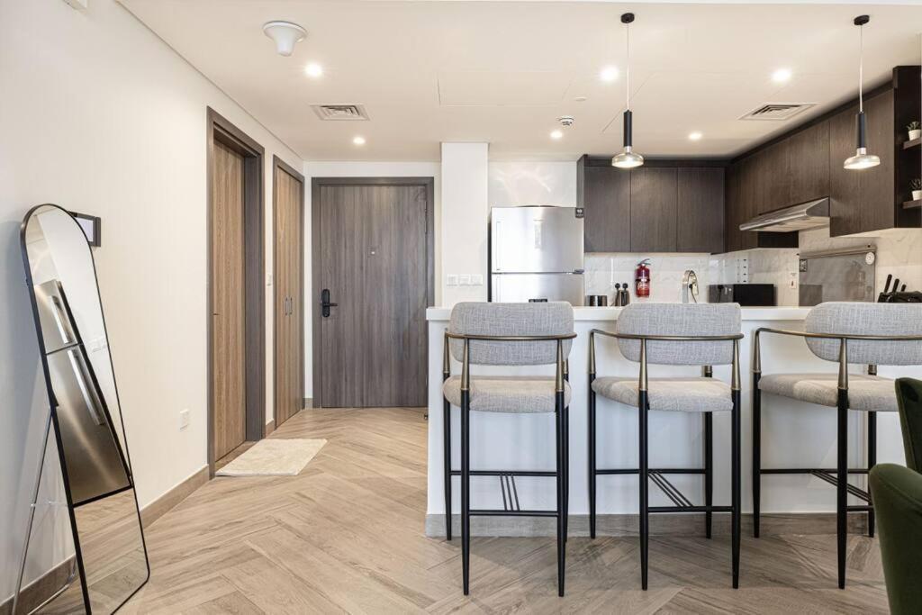 Апартаменти Chic 2 Bed Near Trade Centre With 5 Star Amenities Дубай Екстер'єр фото